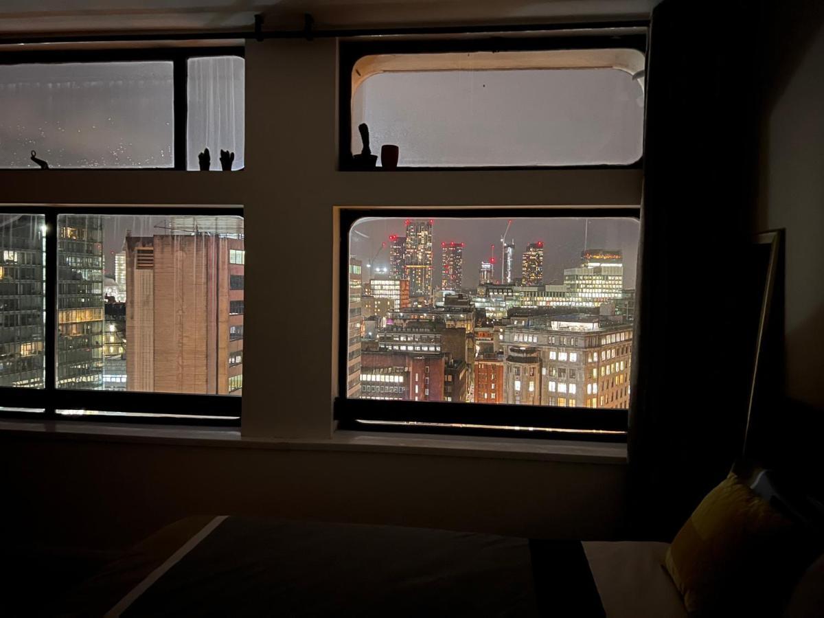 View 2 Bedrooms Flat Apartment